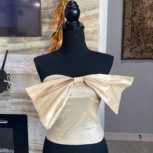 Blue Blush tan large bow top.